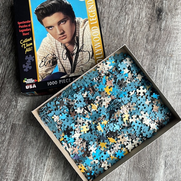 Elvis 1000 Piece Puzzle - Picture 4 of 5